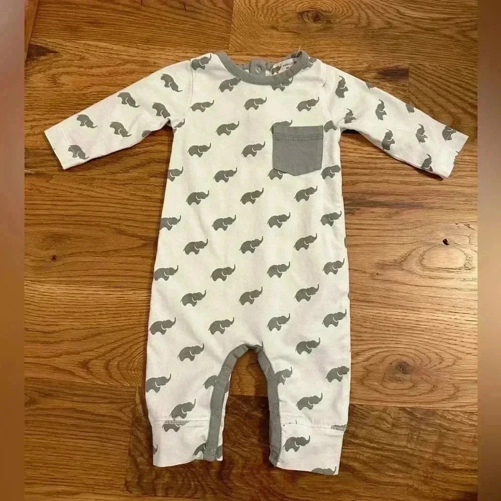 Monica and Andy grey elephant baby long sleeve romper outfit size 0-3 months
